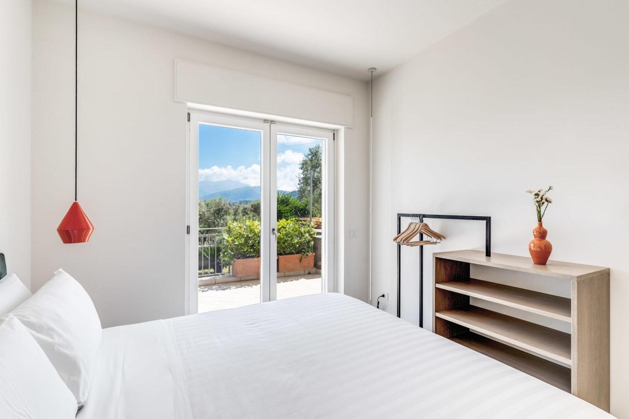Villa Milena Modern Elegance Views And Guest Services Sorrento Bagian luar foto